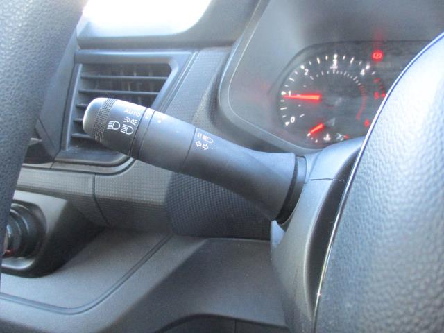 2022 Renault Trafic Ll30 Blue Dci 130 Business Van (NV22NHB) Image 21