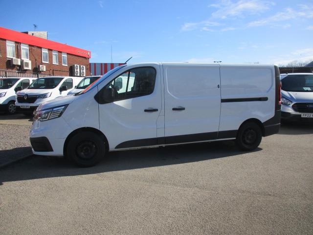 2022 Renault Trafic Ll30 Blue Dci 130 Business Van (NV22NHB) Image 8