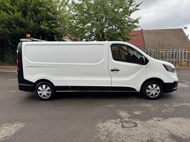 2022 Renault Trafic L2 Ll30 Blue Dci 130 Business Van (NV22PXJ) Image 10