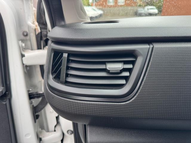 2022 Renault Trafic L2 Ll30 Blue Dci 130 Business Van (NV22PXJ) Image 41