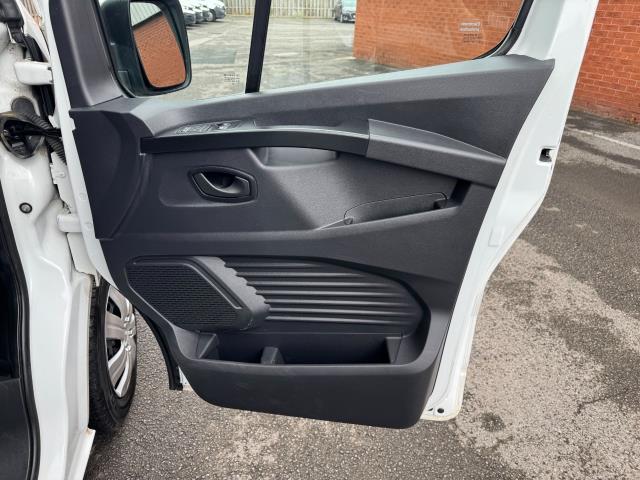 2022 Renault Trafic L2 Ll30 Blue Dci 130 Business Van (NV22PXJ) Image 18