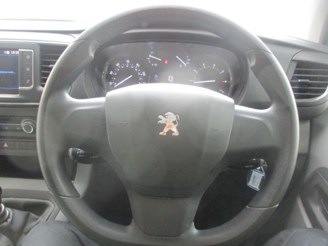 2022 Peugeot Expert 1000 1.5 Bluehdi 100 Professional Premium Van (NV22RHK) Image 13