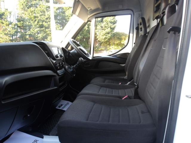 2023 Iveco Daily 35S14 2.3 High Roof Business Van 3520L WB (NV23GHJ) Image 16