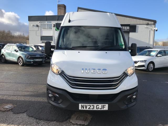 2023 Iveco Daily 35S14 LWB HIGH ROOF 2.3D BUSINESS 134PS EURO 6 (NV23GJF) Image 25