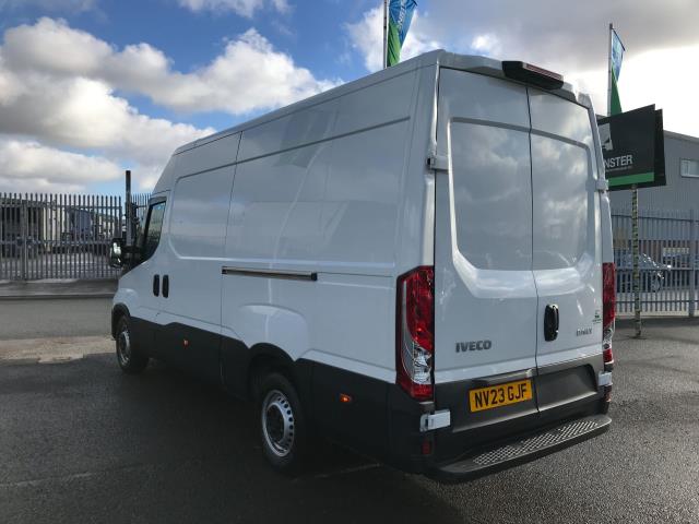 2023 Iveco Daily 35S14 LWB HIGH ROOF 2.3D BUSINESS 134PS EURO 6 (NV23GJF) Image 5