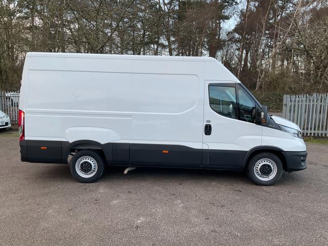 2023 Iveco Daily 2.3 High Roof Business Van 3520L Wb (NV23GJK) Image 13