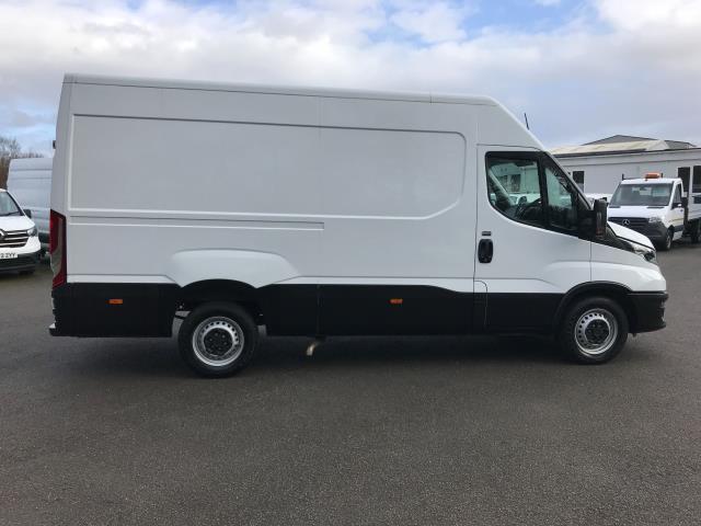 2023 Iveco Daily 2.3 High Roof Business Van 3520L Wb (NV23TXO) Image 9