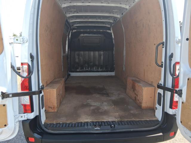 2023 Renault Master Lm35 Blue Dci 135 Advance Medium Roof Van (NV23VMX) Image 17