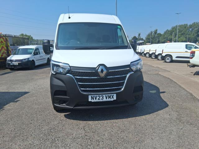 2023 Renault Master Lm35 Blue Dci 135 Advance Medium Roof Van (NV23VMX) Image 2