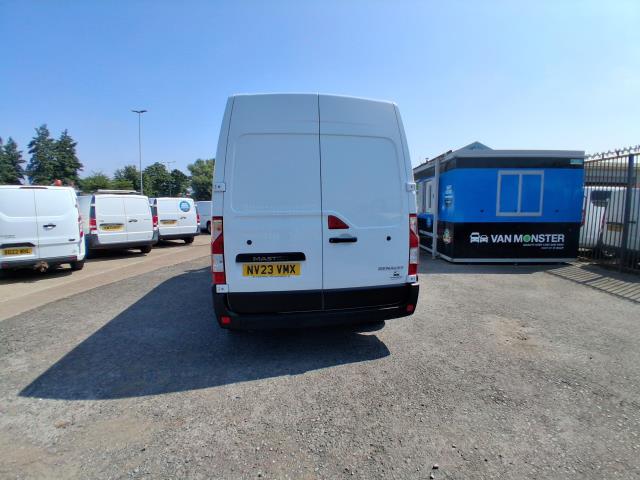 2023 Renault Master Lm35 Blue Dci 135 Advance Medium Roof Van (NV23VMX) Image 6