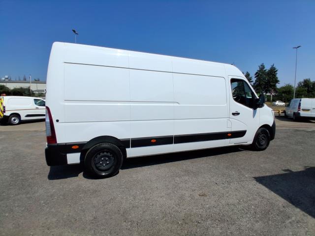 2023 Renault Master Lm35 Blue Dci 135 Advance Medium Roof Van (NV23VMX) Image 8
