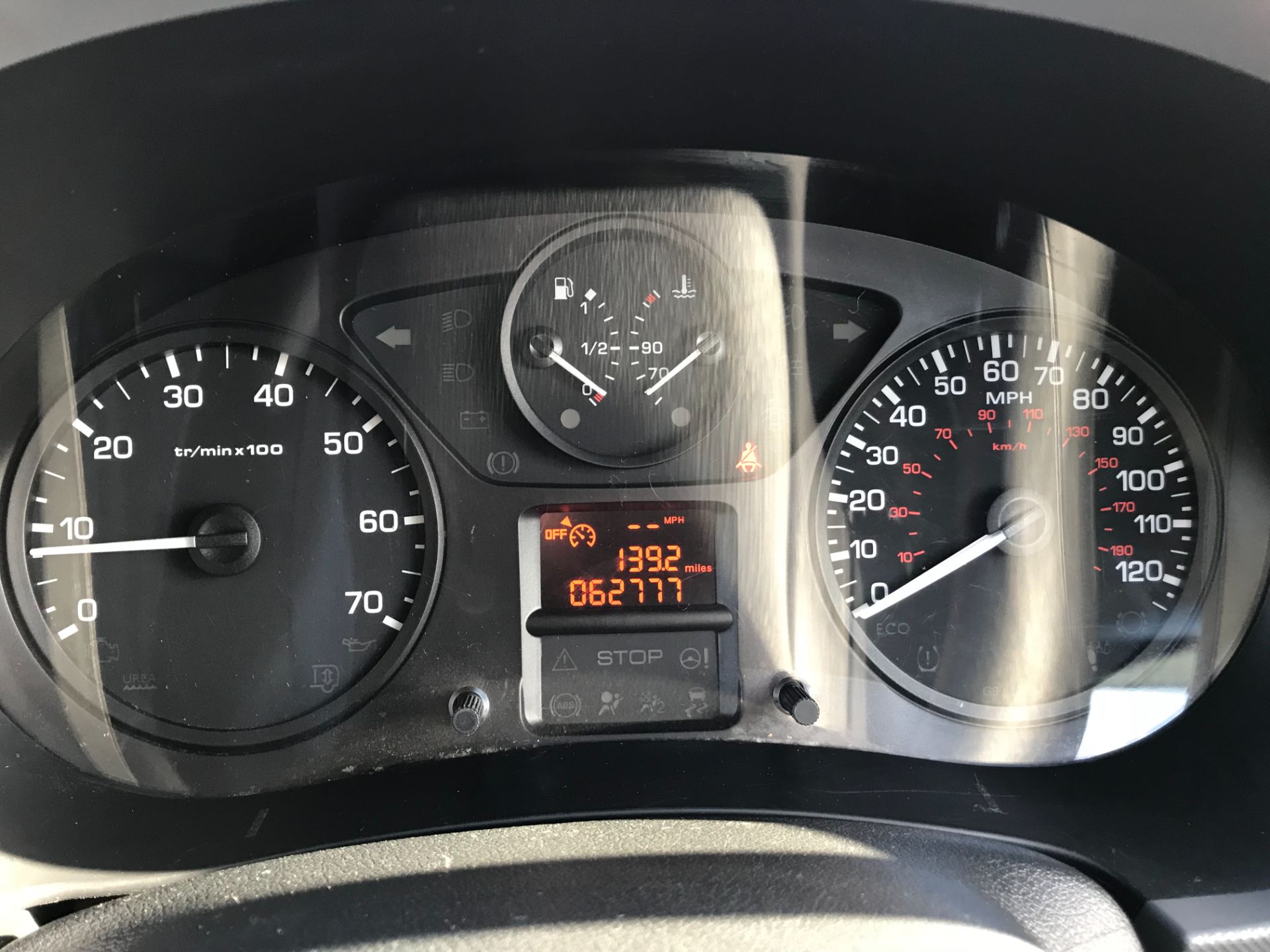 2018 Peugeot Partner 850 1.6 Bluehdi 100 Professional Van [Non Ss] EURO 6 (NV67KSX) Thumbnail 27