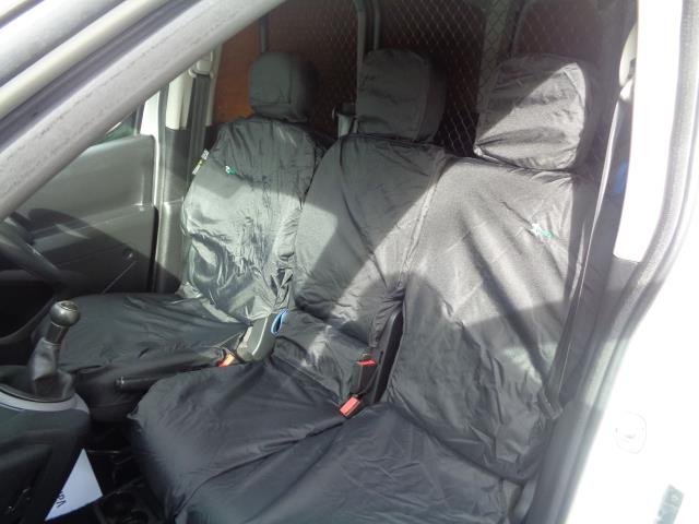 2018 Peugeot Partner 850 1.6 Bluehdi 100 Professional Van [Non Ss] (NV67SNX) Image 14