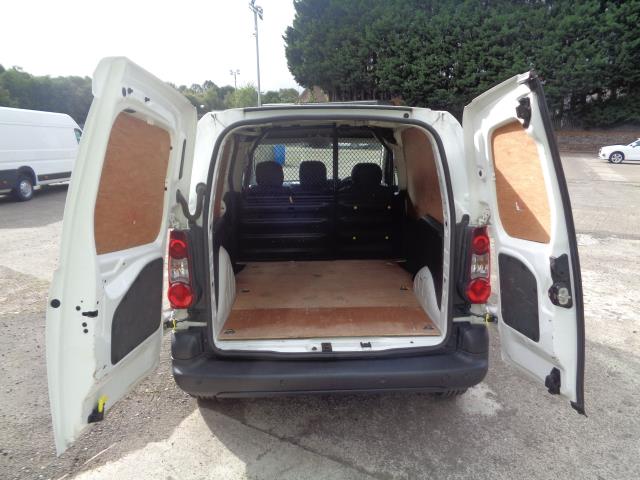 2018 Peugeot Partner 850 1.6 Bluehdi 100 Professional Van [Non Ss] (NV67SNX) Image 9