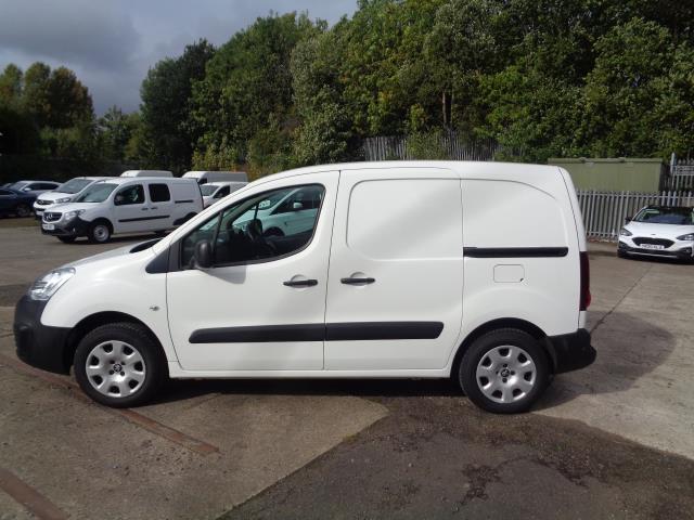 2018 Peugeot Partner 850 1.6 Bluehdi 100 Professional Van [Non Ss] (NV67SNX) Image 7