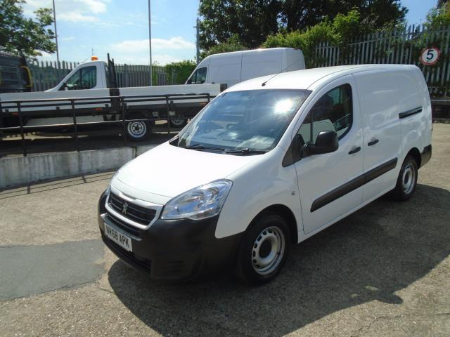 2018 Peugeot Partner 715 S 1.6 Bluehdi 100 Crew Van (NV68APK) Image 3