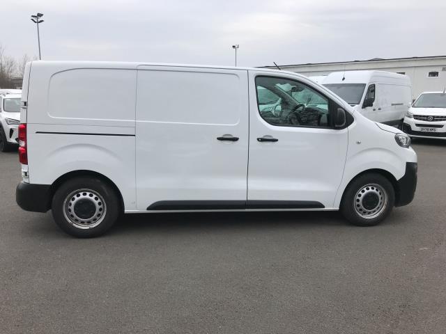 2020 Peugeot Expert 1000 1.5 Bluehdi 100 Professional Van (NV69EFU) Image 12