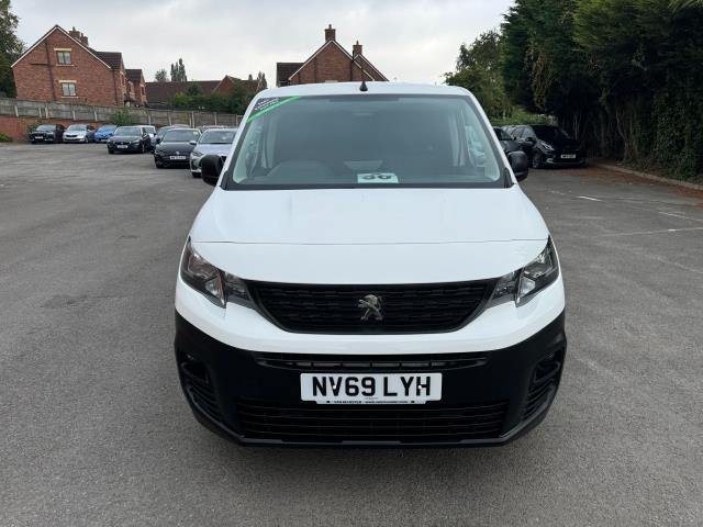 2020 Peugeot Partner 1000 1.5 Bluehdi 100 Professional Van EURO 6 (NV69LYH) Image 3