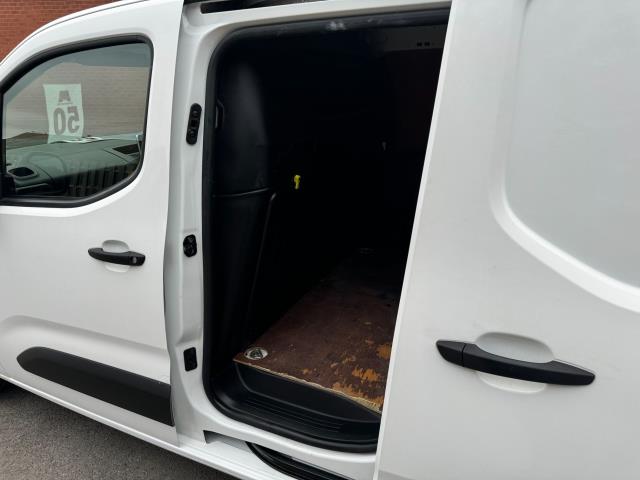 2020 Peugeot Partner 1000 1.5 Bluehdi 100 Professional Van EURO 6 (NV69LYH) Image 38