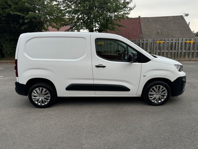 2020 Peugeot Partner 1000 1.5 Bluehdi 100 Professional Van EURO 6 (NV69LYH) Image 10