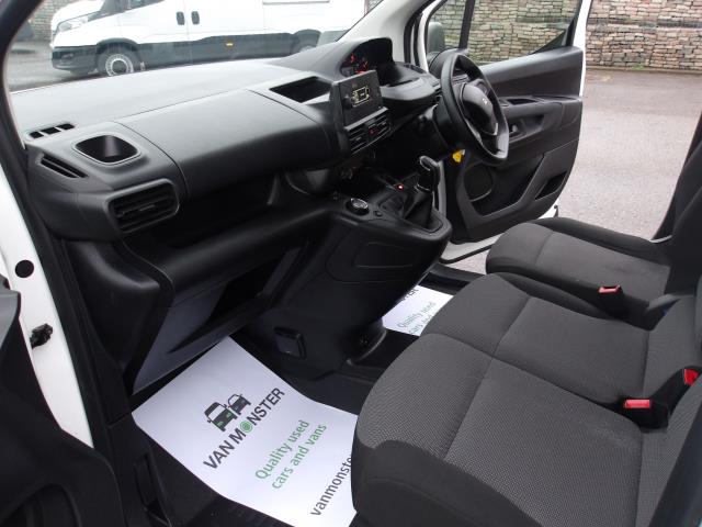 2020 Peugeot Partner 1000 1.5 Bluehdi 100 Grip Van (NV69NEO) Image 21