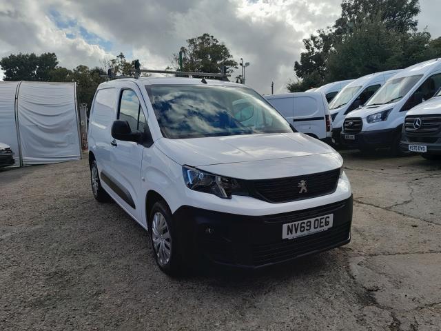 2020 Peugeot Partner 1000 1.5 Bluehdi 100 Professional Van (NV69OEG) Image 2