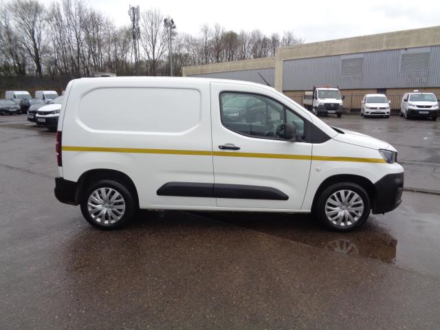 2020 Peugeot Partner 1000 1.5 Bluehdi 100 Professional Van (NV69PZU) Image 3