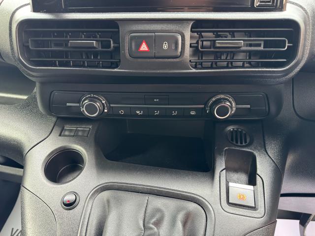 2020 Peugeot Partner L1 1000 1.5BLUE HDI 100PS PROFESSIONAL EURO 6 (NV69RBF) Image 26