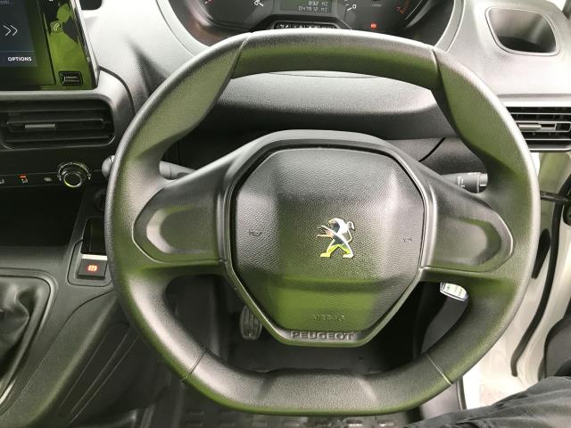 2020 Peugeot Partner L1 1000 1.5BLUE HDI 100PS PROFESSIONAL EURO 6 (NV69RBF) Image 21
