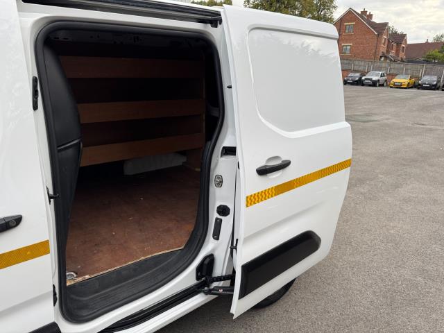 2020 Peugeot Partner L1 1000 1.5BLUE HDI 100PS PROFESSIONAL EURO 6 (NV69RBF) Image 40