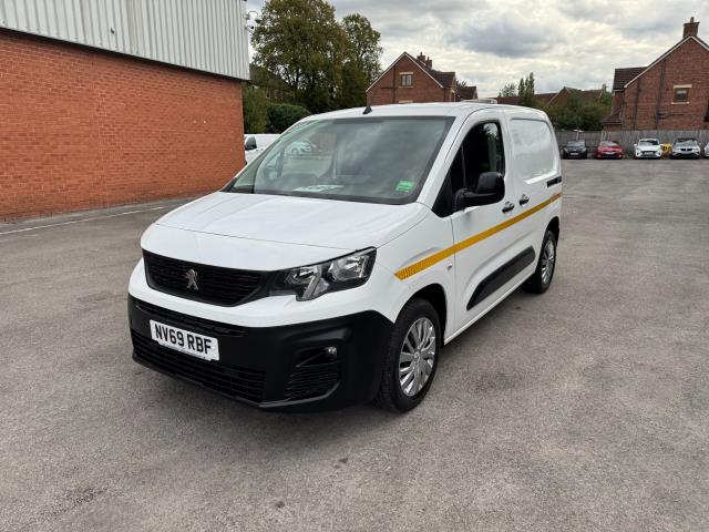 2020 Peugeot Partner L1 1000 1.5BLUE HDI 100PS PROFESSIONAL EURO 6 (NV69RBF) Image 4