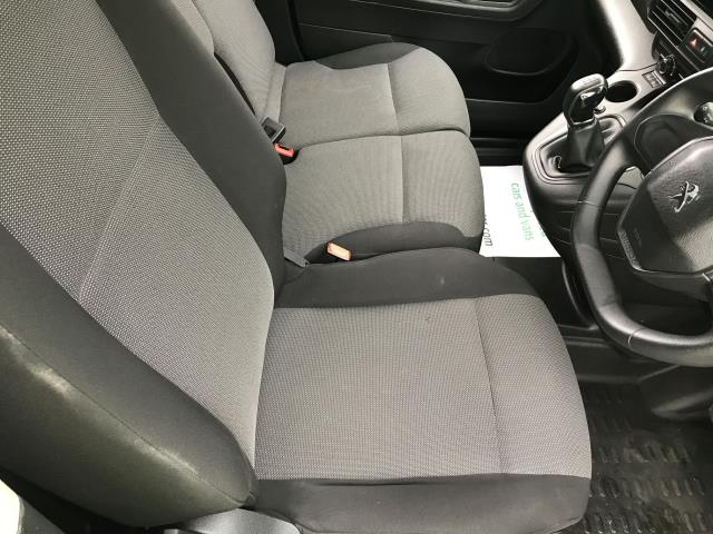 2020 Peugeot Partner L1 1000 1.5BLUE HDI 100PS PROFESSIONAL EURO 6 (NV69RBF) Image 17