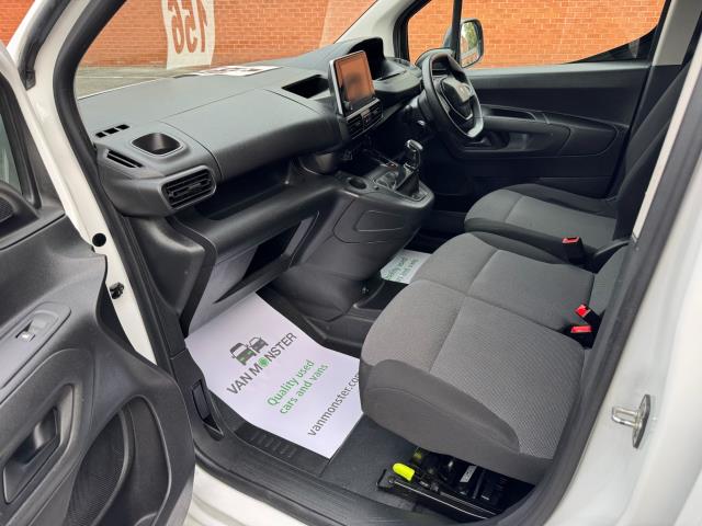 2020 Peugeot Partner L1 1000 1.5BLUE HDI 100PS PROFESSIONAL EURO 6 (NV69RBF) Image 29