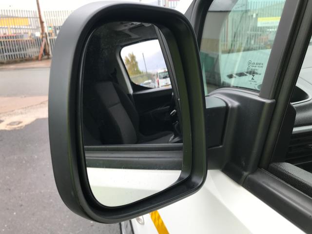 2020 Peugeot Partner L1 1000 1.5BLUE HDI 100PS PROFESSIONAL EURO 6 (NV69RBF) Image 41