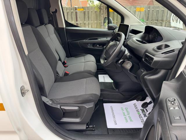 2020 Peugeot Partner L1 1000 1.5BLUE HDI 100PS PROFESSIONAL EURO 6 (NV69RBF) Image 15