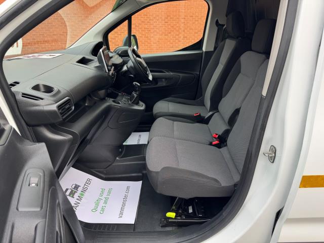 2020 Peugeot Partner L1 1000 1.5BLUE HDI 100PS PROFESSIONAL EURO 6 (NV69RBF) Image 31