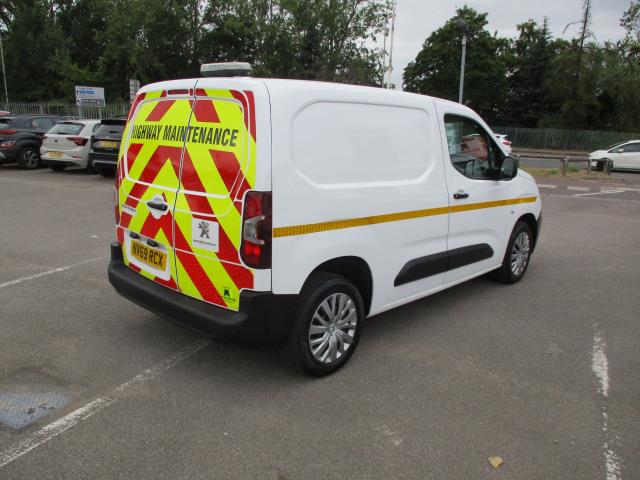 2020 Peugeot Partner 1000 1.5 Bluehdi 100 Professional Van (NV69RCX) Image 4