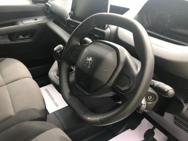 2020 Peugeot Partner 1.5 BHDI L1 Professional 75Ps Euro 6 Restricted to 69MPH (NV69SYH) Image 28