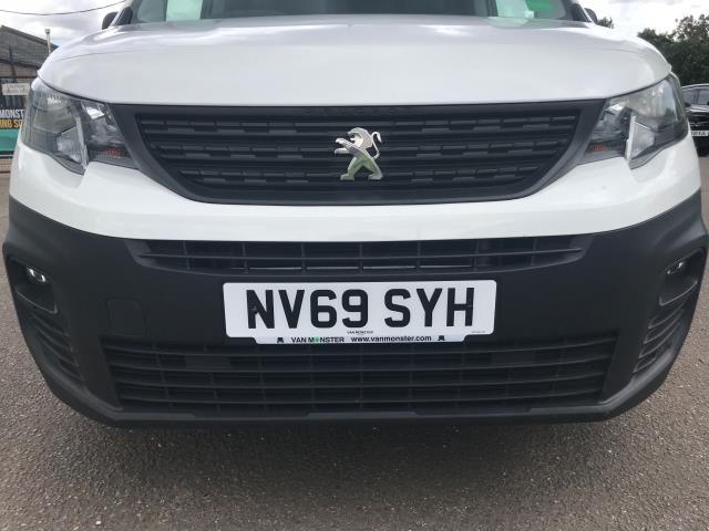 2020 Peugeot Partner 1.5 BHDI L1 Professional 75Ps Euro 6 Restricted to 69MPH (NV69SYH) Image 43