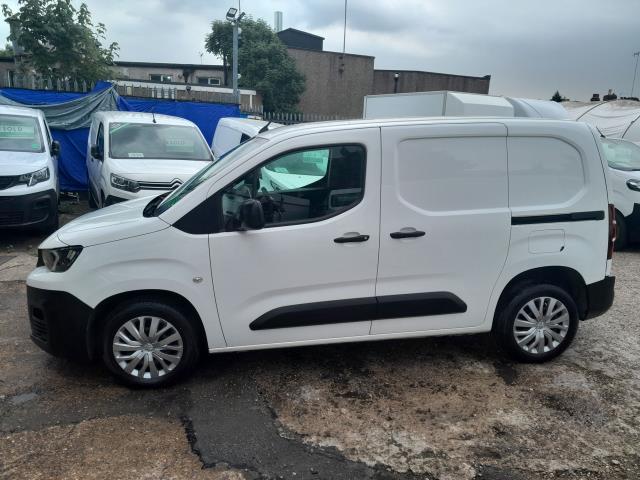 2020 Peugeot Partner 1000 1.5 Bluehdi 100 Professional Van (NV69SYT) Image 6