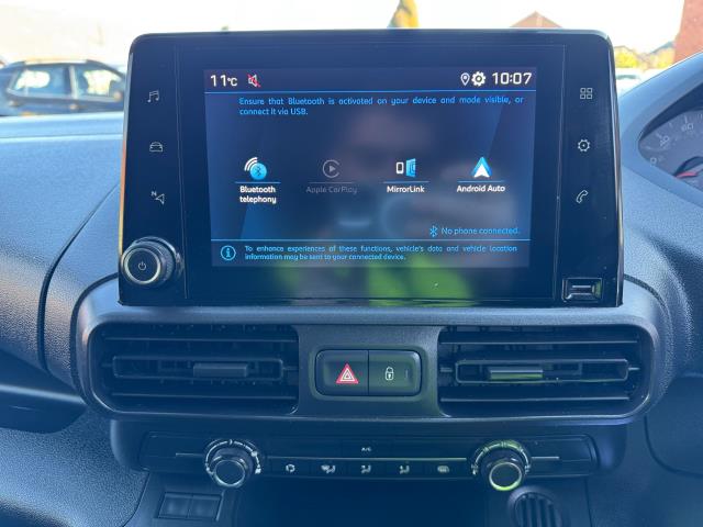 2020 Peugeot Partner 1000 1.5 Bluehdi 100 Professional Van (NV69SZU) Image 24