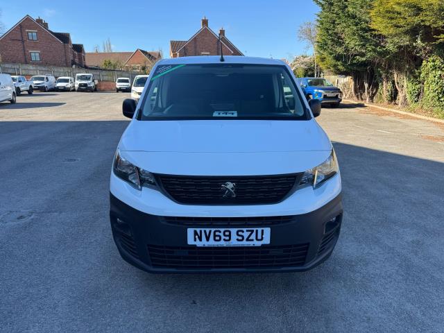 2020 Peugeot Partner 1000 1.5 Bluehdi 100 Professional Van (NV69SZU) Image 3