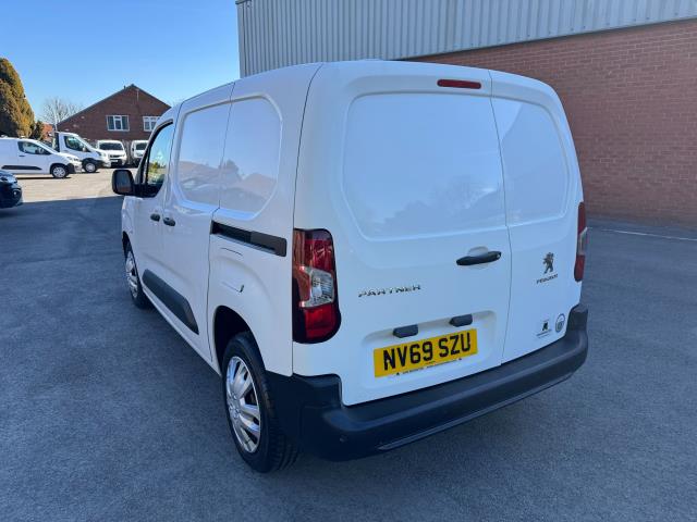2020 Peugeot Partner 1000 1.5 Bluehdi 100 Professional Van (NV69SZU) Image 7