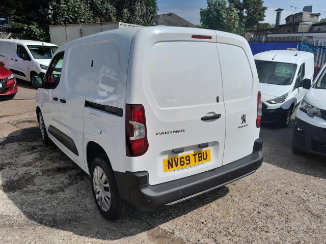 2020 Peugeot Partner 1000 1.5 Bluehdi 100 Professional Van (NV69TBU) Image 6