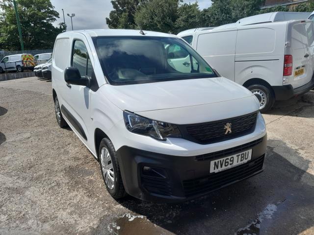 2020 Peugeot Partner 1000 1.5 Bluehdi 100 Professional Van (NV69TBU) Image 2