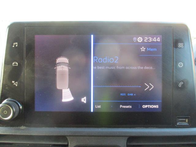 2020 Peugeot Partner 1000 1.5 Bluehdi 100 Professional Van (NV70ACF) Image 22