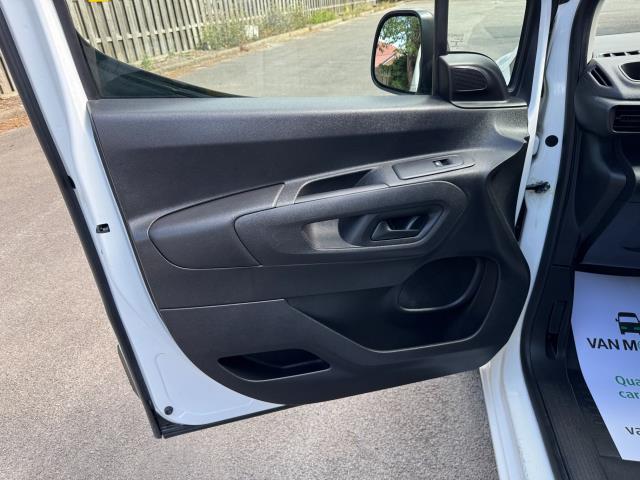 2020 Peugeot Partner 1000 1.5 Bluehdi 100 Grip Van (NV70CLX) Image 36