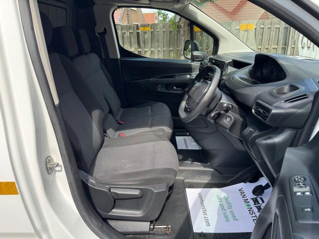 2020 Peugeot Partner 1000 1.5 Bluehdi 100 Grip Van (NV70CLX) Image 15