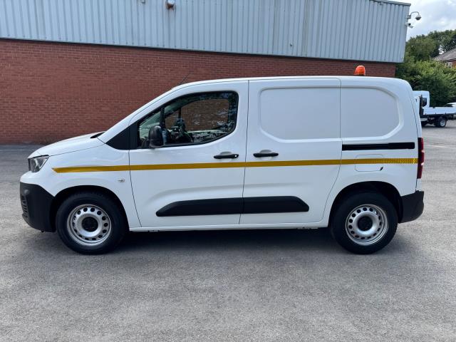 2020 Peugeot Partner 1000 1.5 Bluehdi 100 Grip Van (NV70CLX) Image 6