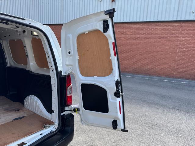 2020 Peugeot Partner 1000 1.5 Bluehdi 100 Grip Van (NV70CLX) Image 52